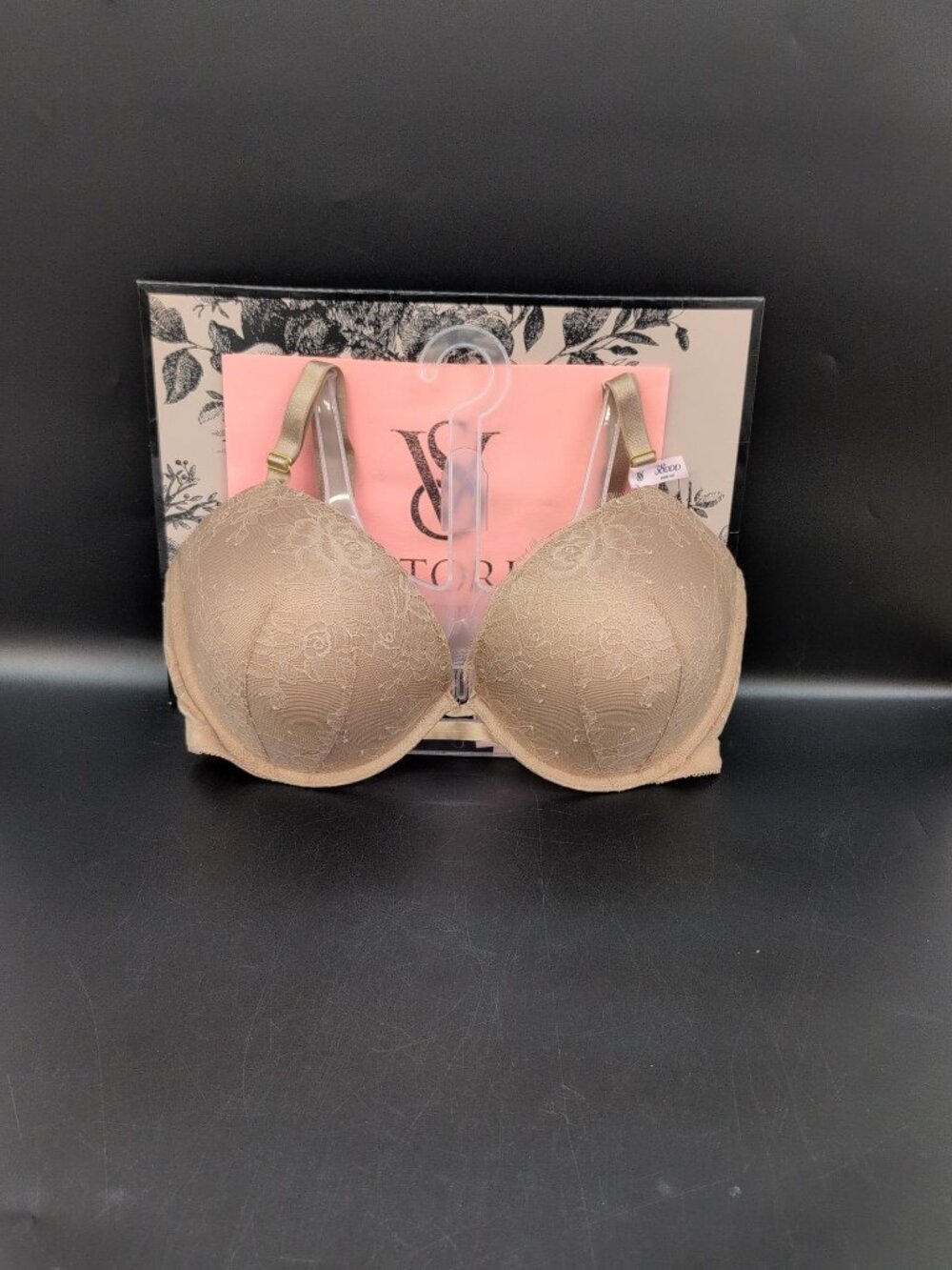 Victoria Secret Very Sexy Rose Lace Push Up Bra 38DDD Praline